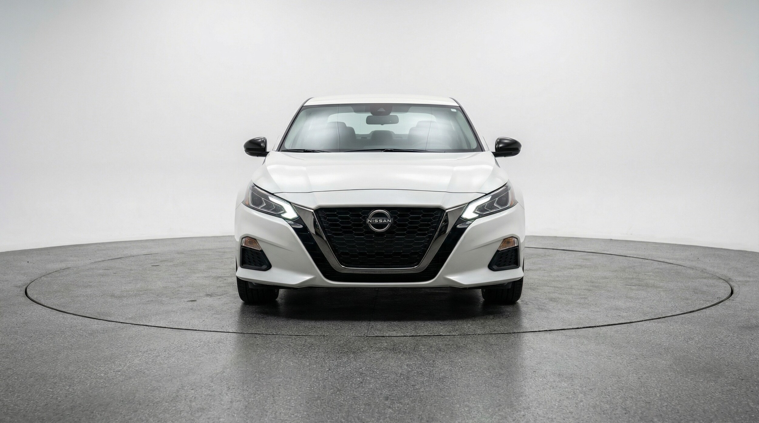 Thumbnail: 2025 Nissan Altima - 2