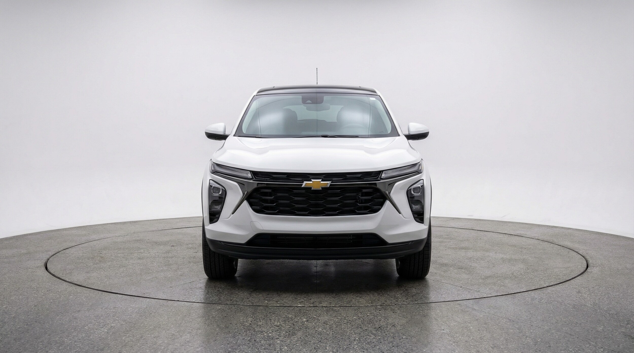 Thumbnail: 2025 Chevrolet TrailBlazer - 2