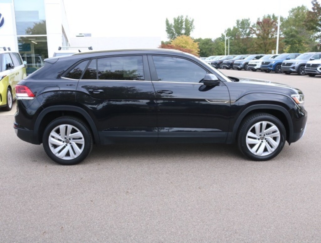 Used 2023 Volkswagen Atlas Cross Sport 3.6L V6 SE w/Technology SUV