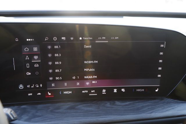 2025 Audi Q5 Premium - Photo 26