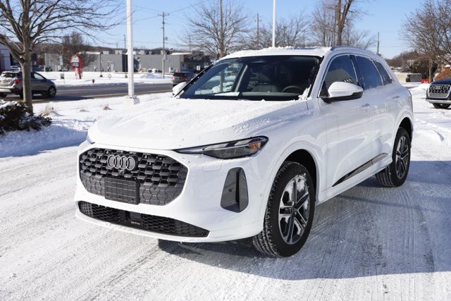 2025 Audi Q5 Premium - Photo 7