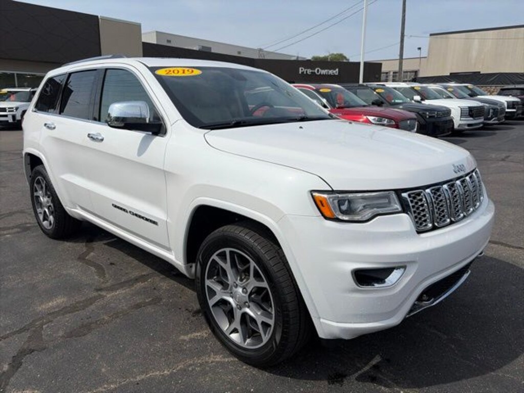 Used 2019 Jeep Grand Cherokee Overland SUV