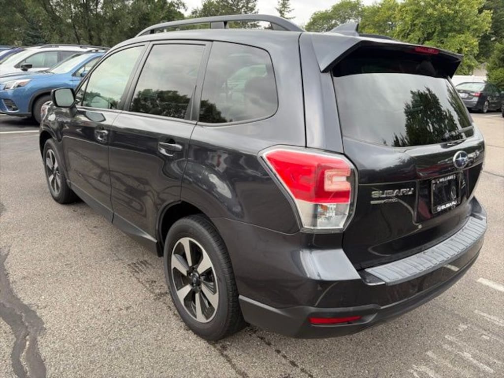 Used 2017 Subaru Forester 2.5i Premium SUV