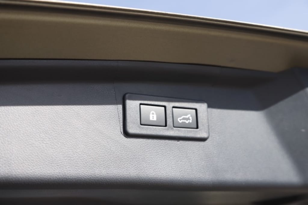 Certified 2025 Subaru Outback Premium SUV