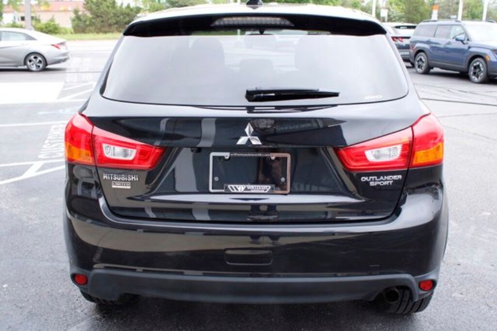 Used 2017 Mitsubishi Outlander Sport 2.0 CUV