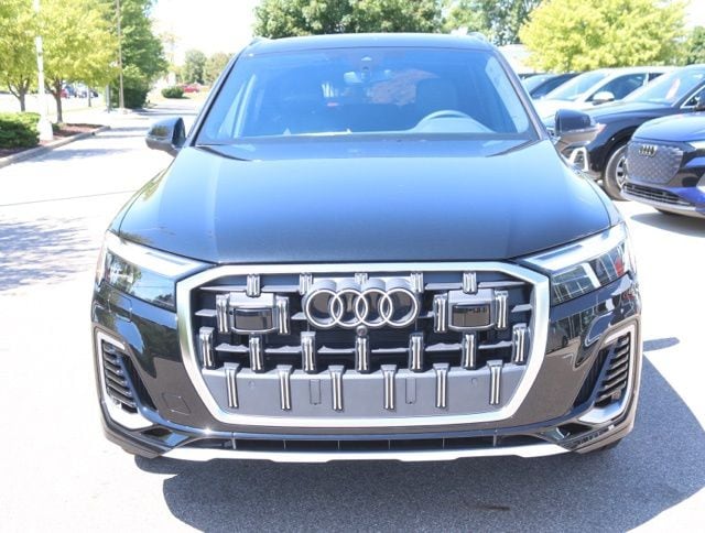 2025 Audi Q7 Premium Plus - Photo 10