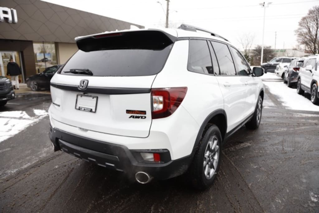 Used 2022 Honda Passport TrailSport AWD SUV