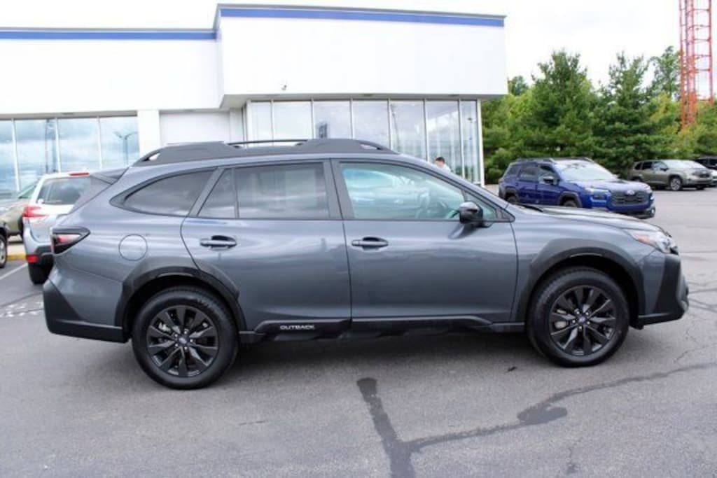 Used 2025 Subaru Outback Onyx Edition SUV