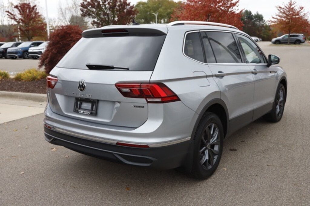 Used 2022 Volkswagen Tiguan 2.0T SE SUV