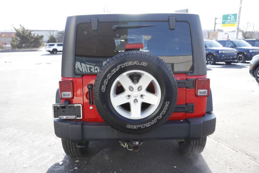 Used 2017 Jeep Wrangler JK Unlimited Sport 4x4 SUV