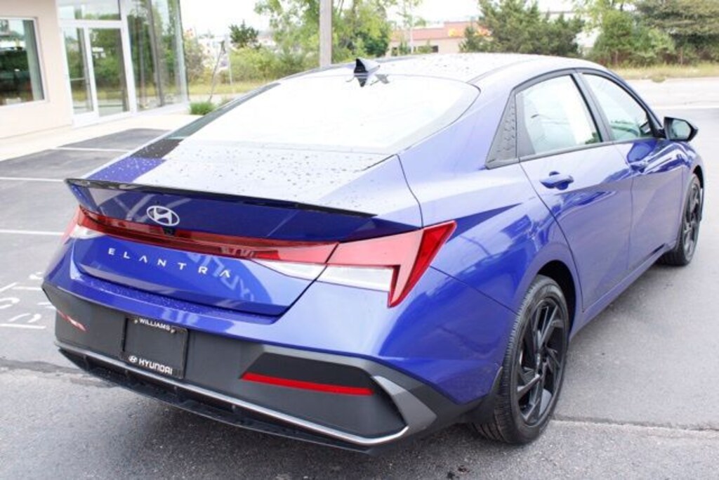 Used 2026 Hyundai Elantra SEL Sport Sedan