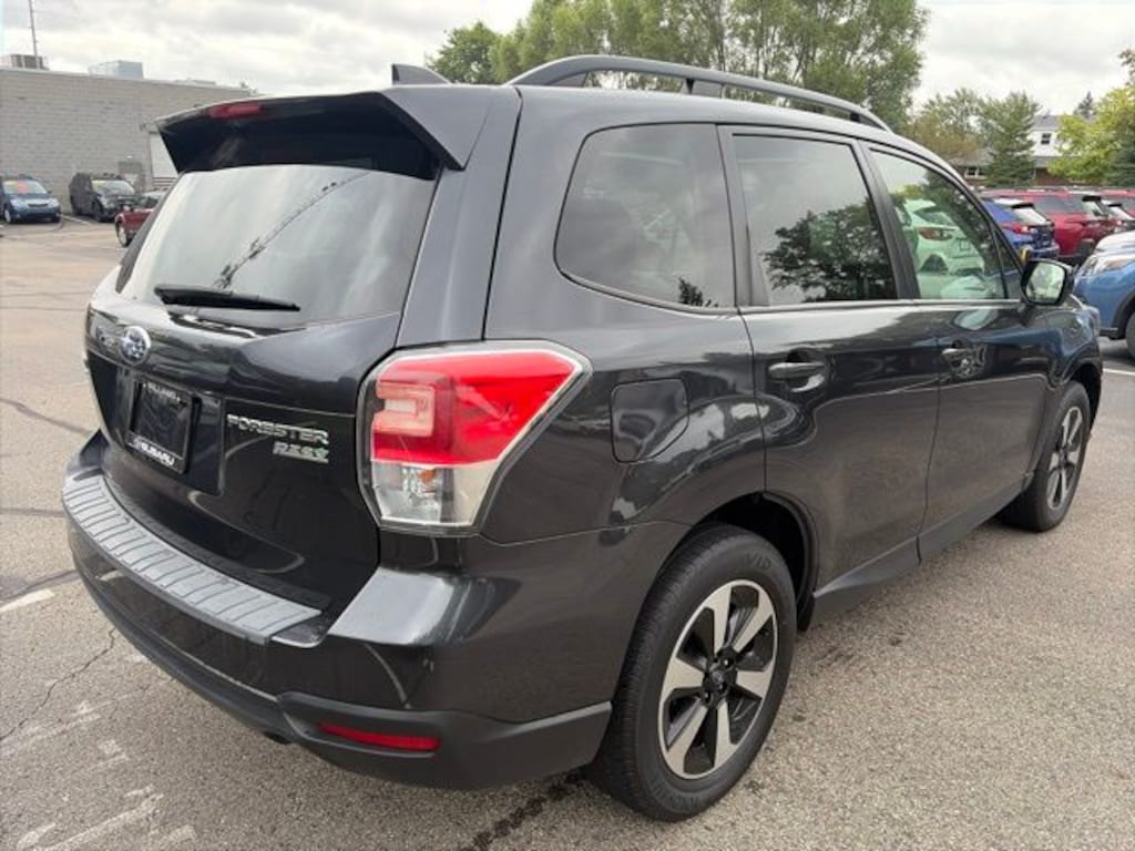 Used 2017 Subaru Forester 2.5i Premium SUV
