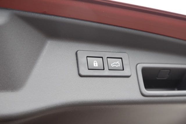 2026 Subaru Outback Touring XT - Photo 8