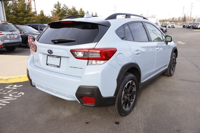 2023 Subaru Crosstrek Premium photo 3