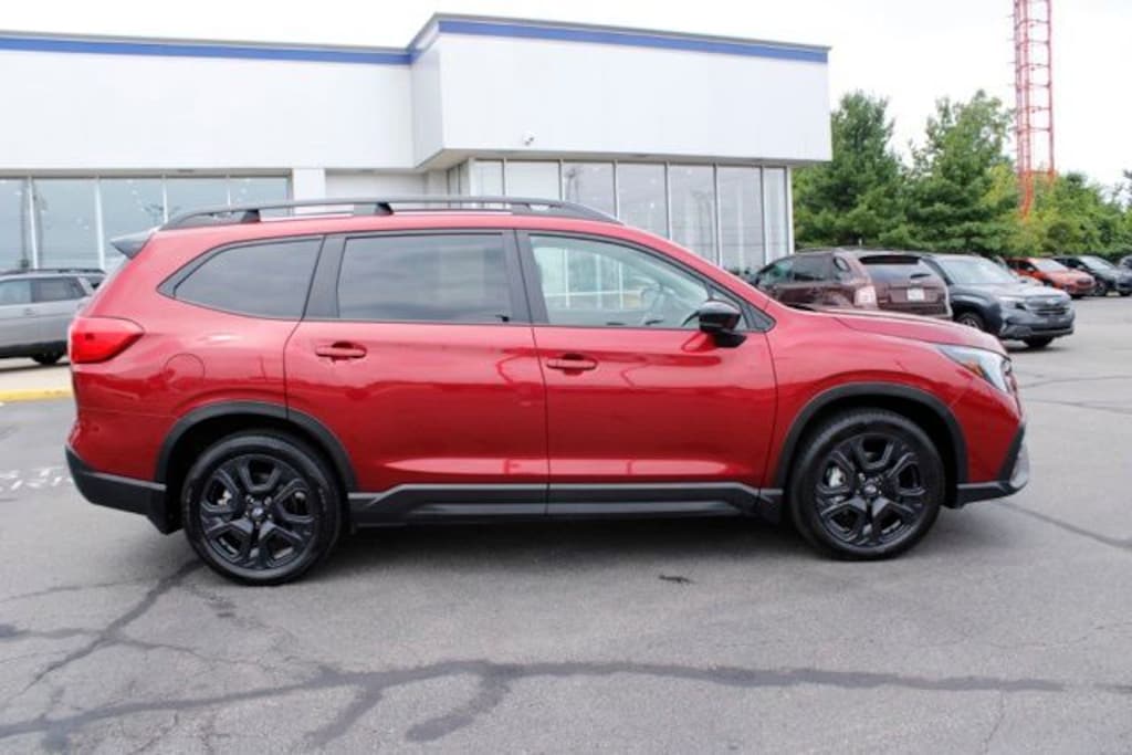 Used 2025 Subaru Ascent Onyx Edition Touring 7-Passenger SUV