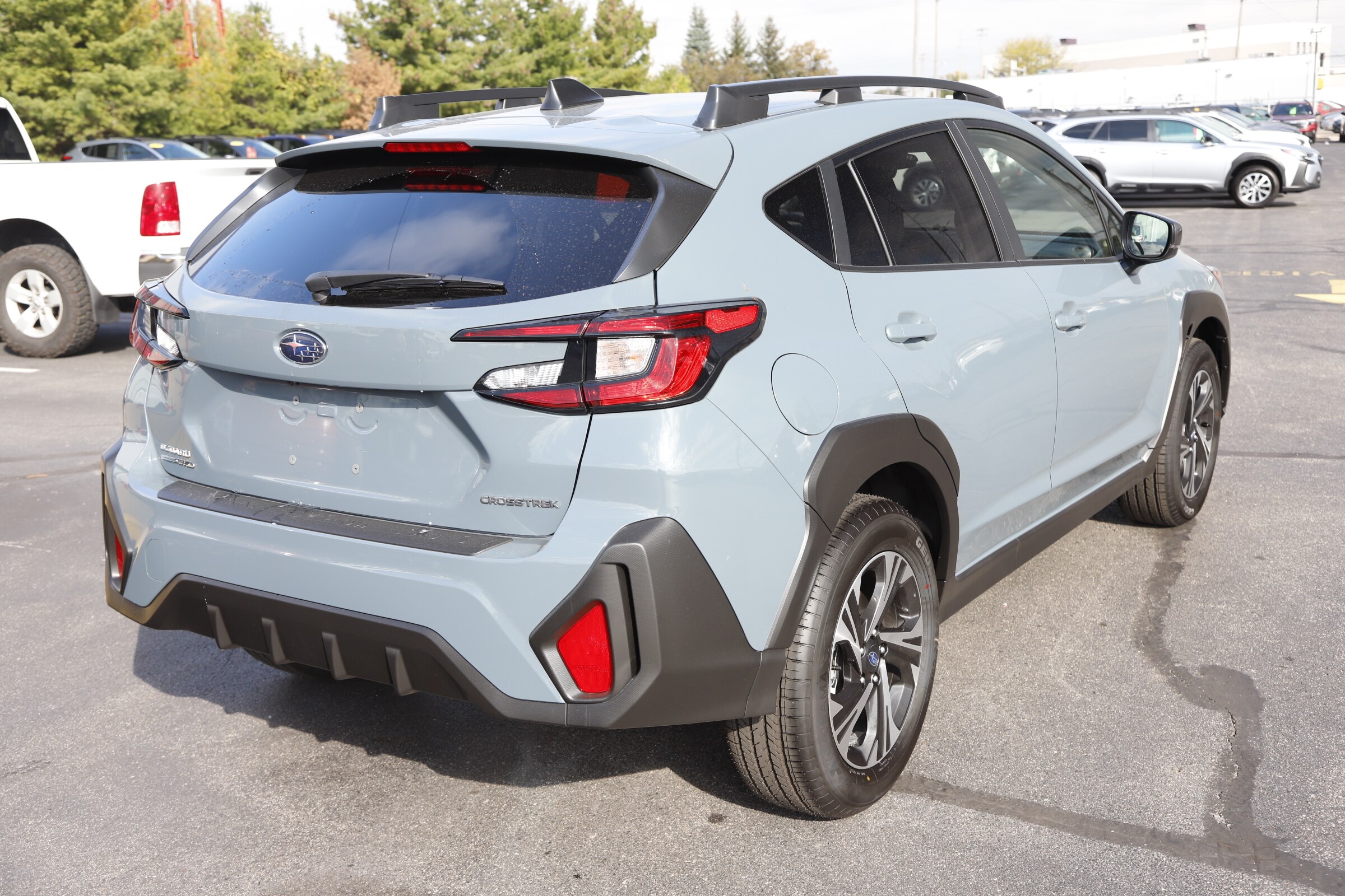 2025 Subaru Crosstrek Premium photo 2