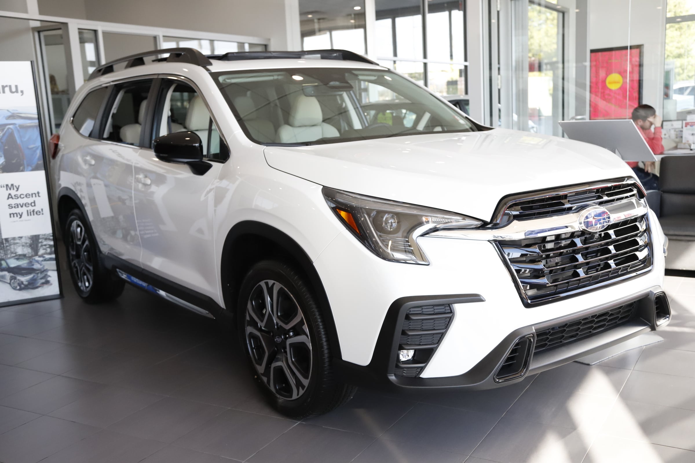 2025 Subaru Ascent Limited's photo