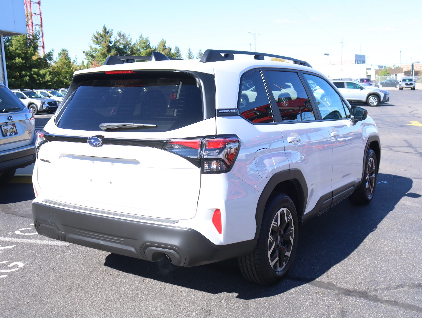 2025 Subaru Forester Premium photo 2