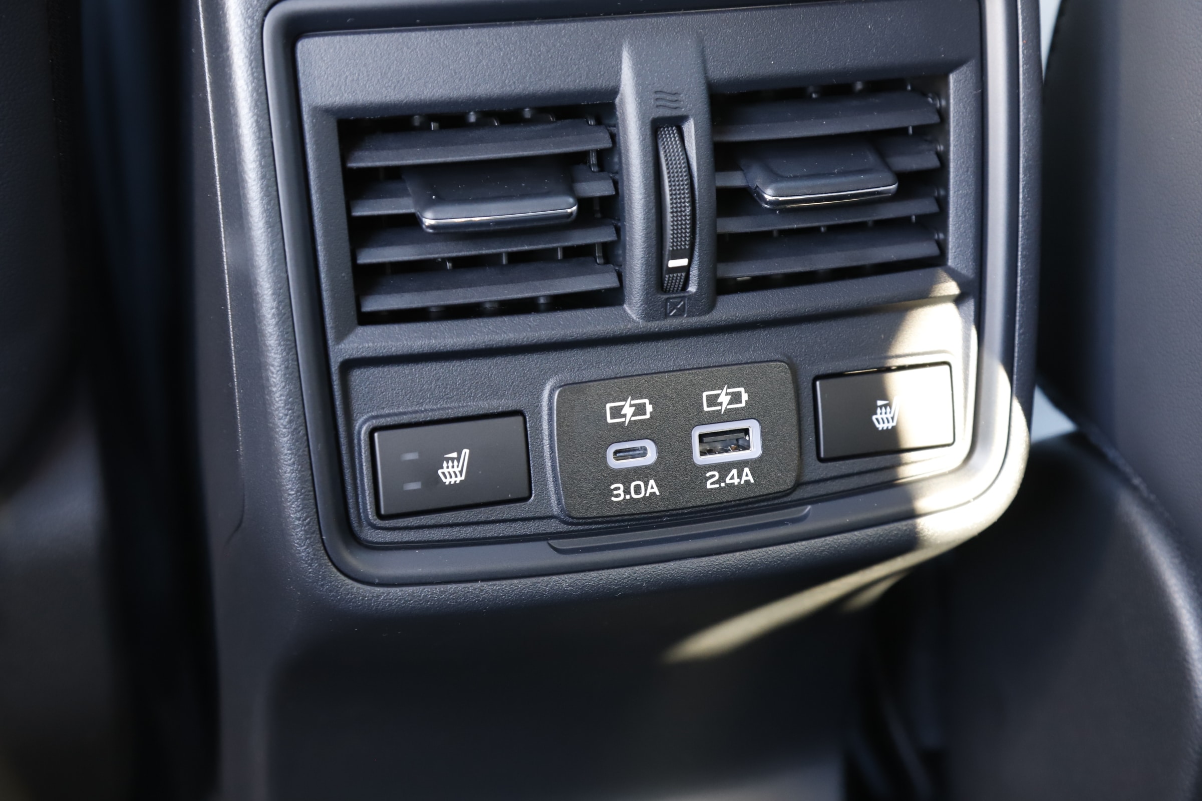 2026 Subaru Outback Limited - Photo 18