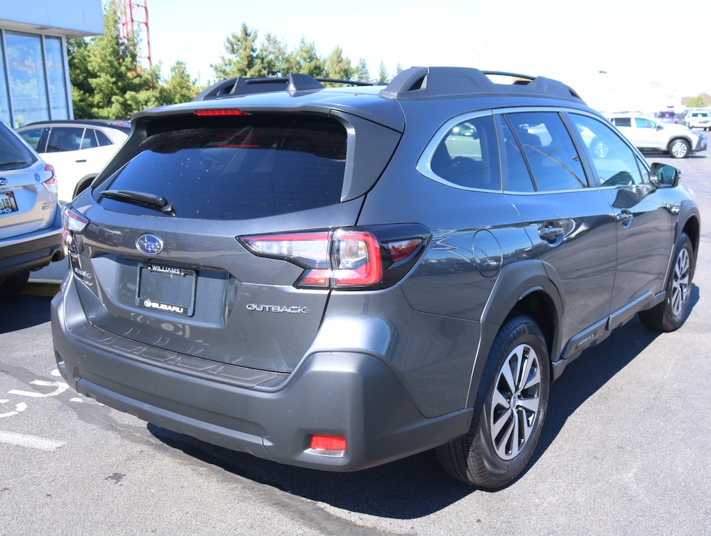 New 2025 Subaru Outback Premium SUV