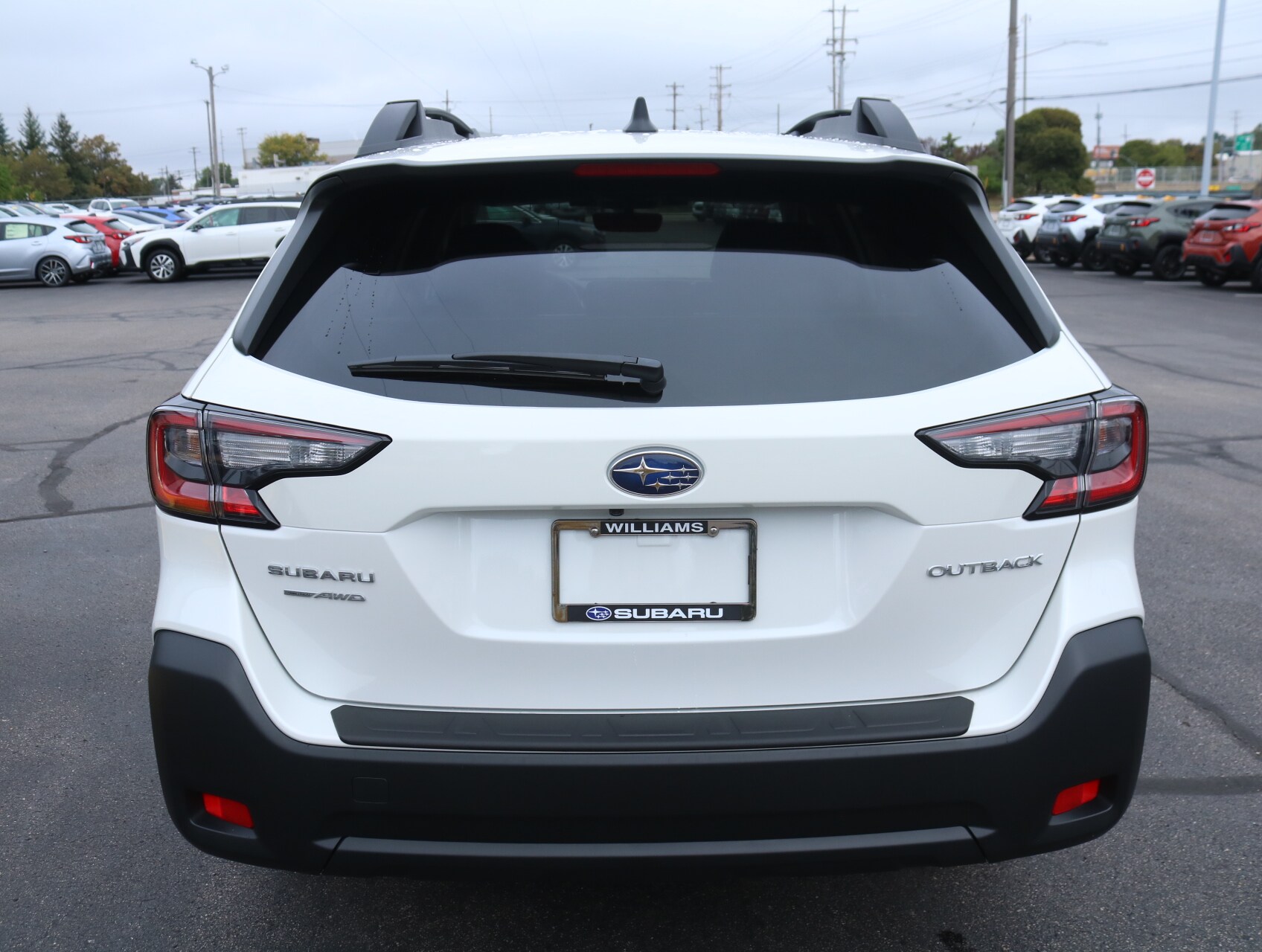 2025 Subaru Outback Premium photo 4