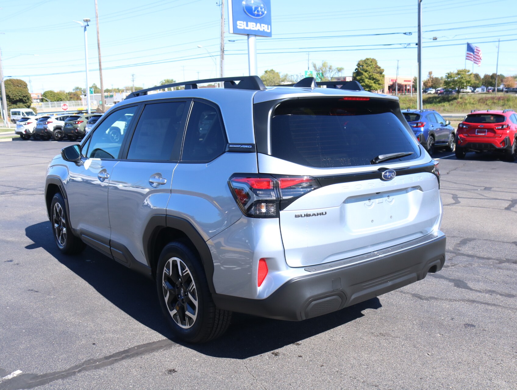 2025 Subaru Forester Premium Base photo 3