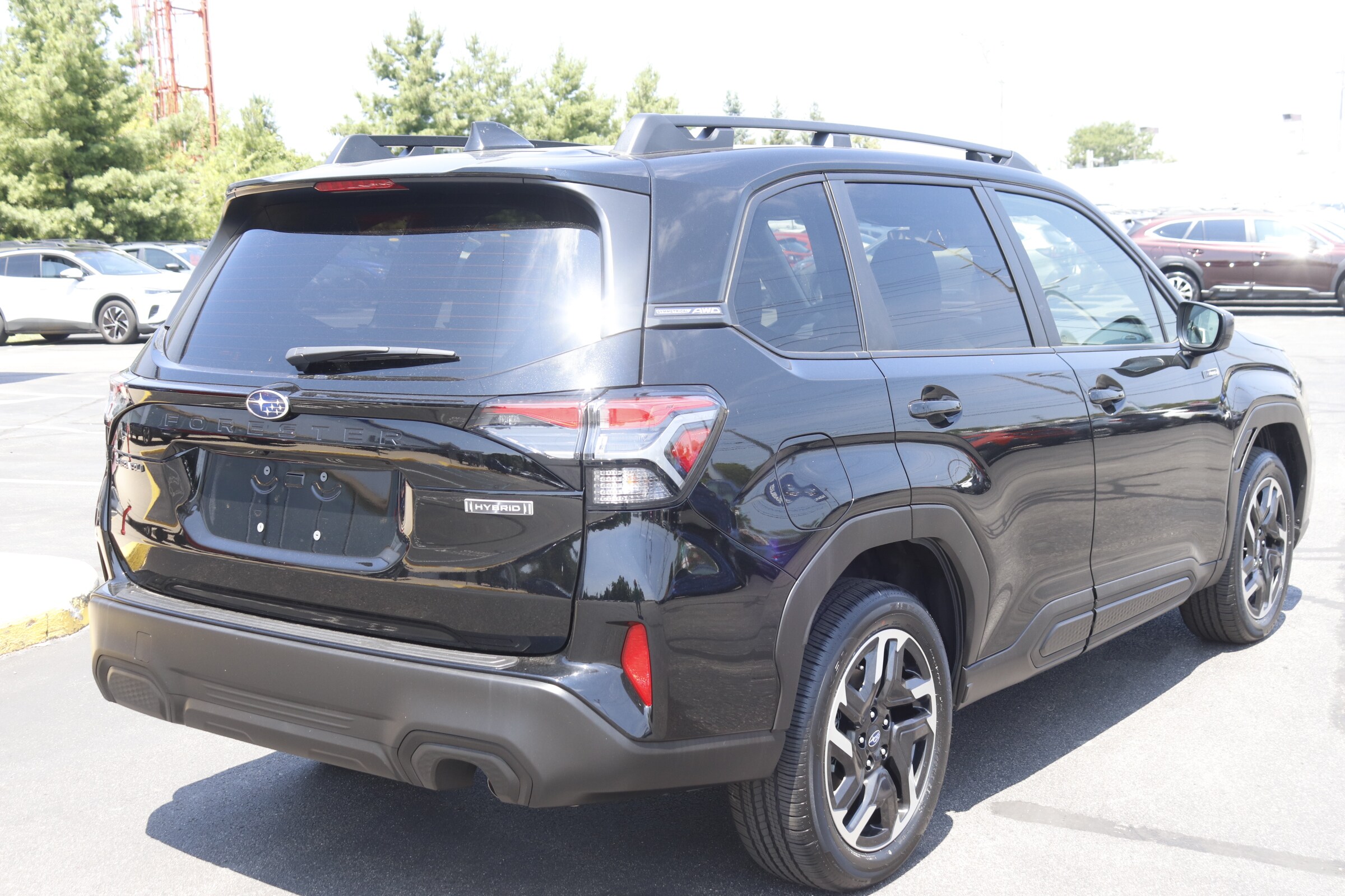 2025 Subaru Forester Premium photo 2