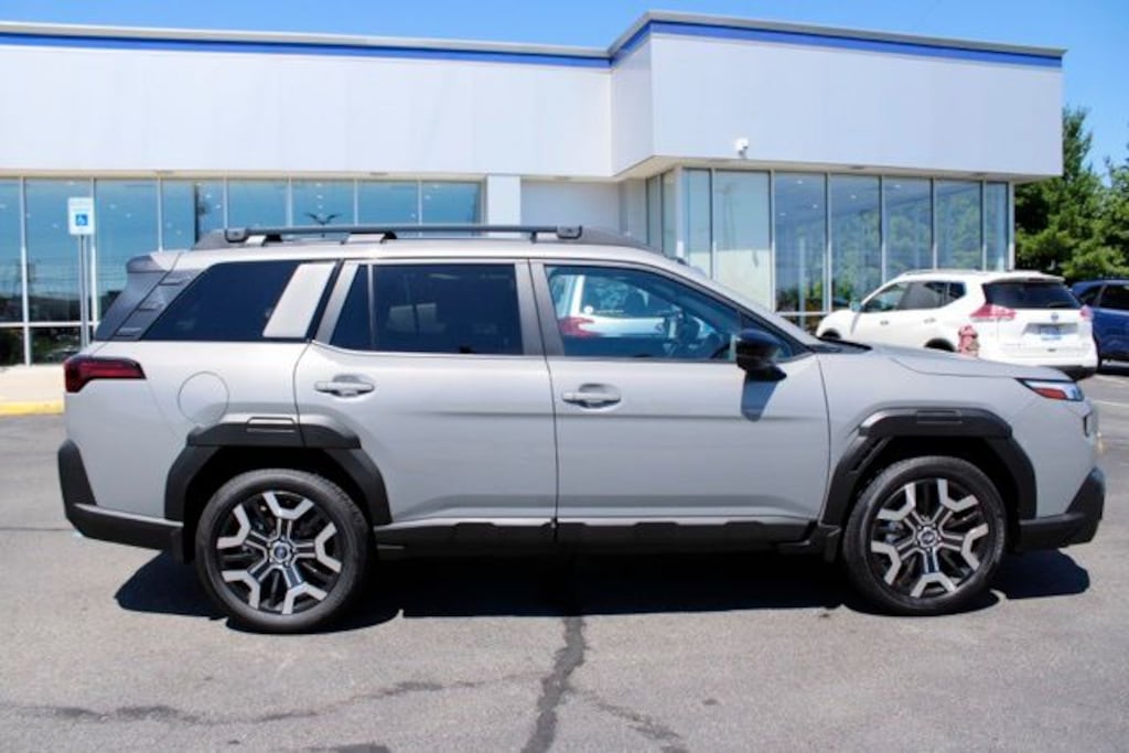 New 2026 Subaru Outback Touring XT SUV