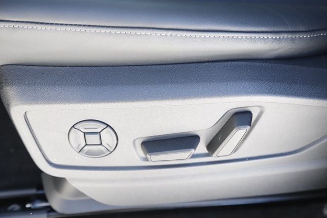 2025 Audi Q5 Premium - Photo 13