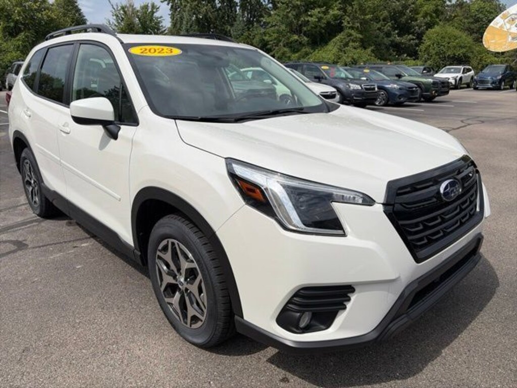 Used 2023 Subaru Forester Premium SUV