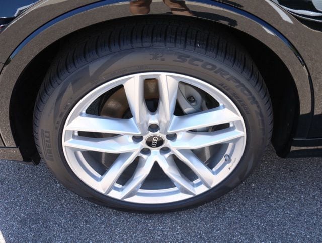 2025 Audi Q7 Premium Plus - Photo 12