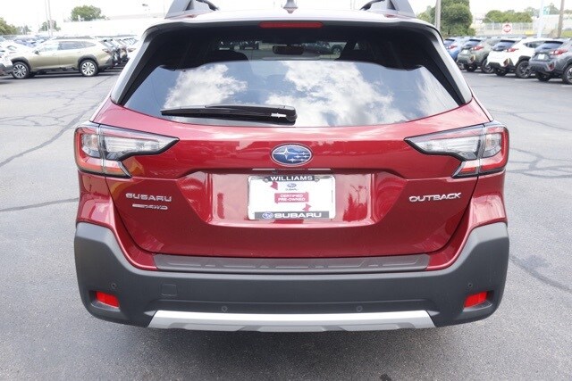 2025 Subaru Outback Limited photo 3