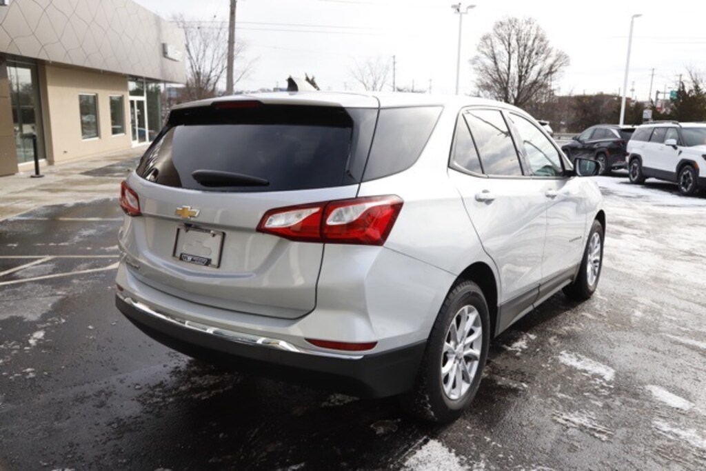 Used 2018 Chevrolet Equinox LS SUV