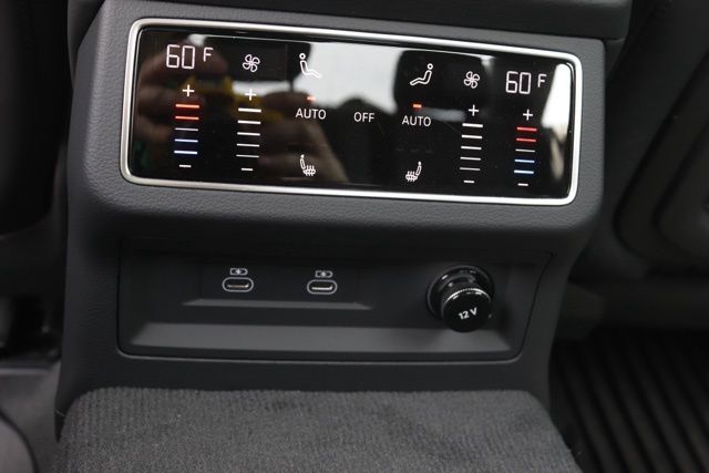 2025 Audi S6 Prestige - Photo 18