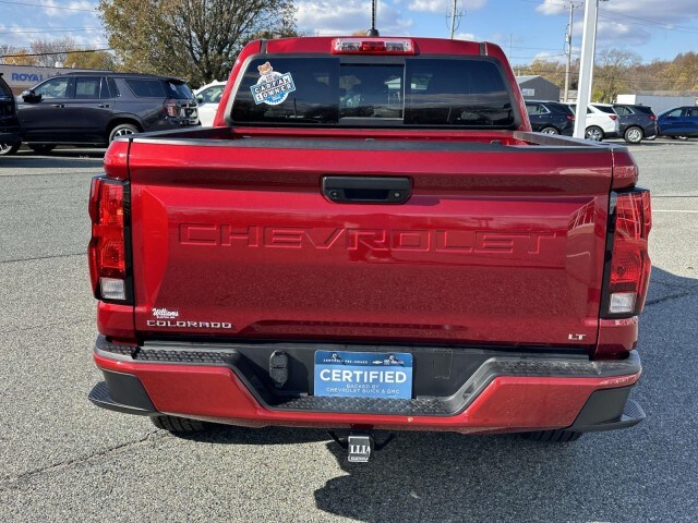 2024 Chevrolet Colorado LT photo 4