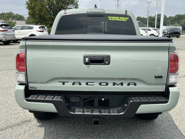 2022 Toyota Tacoma TRD Sport V6 photo 4