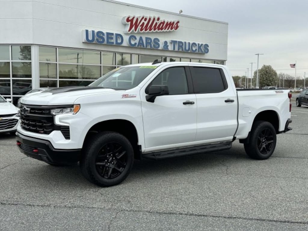 Used 2022 Chevrolet Silverado 1500 LT Trail Boss Truck Crew Cab