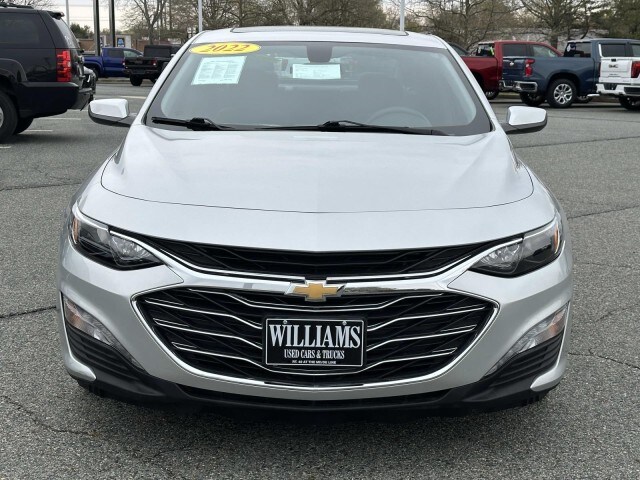 2022 Chevrolet Malibu 1LT photo 2