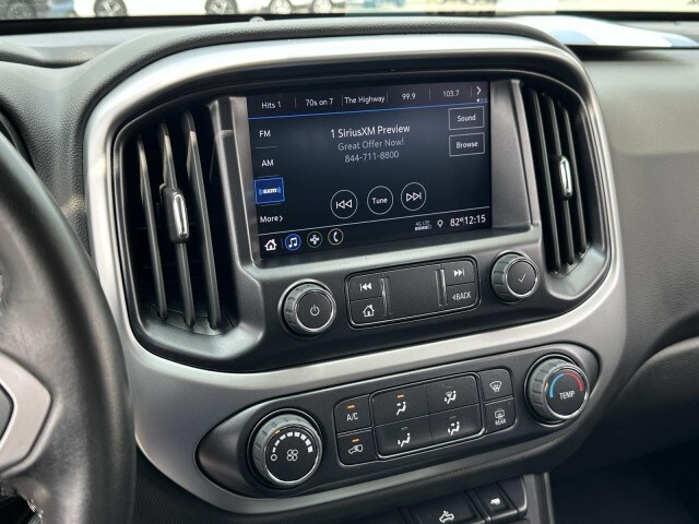 2022 Chevrolet Colorado LT photo 3