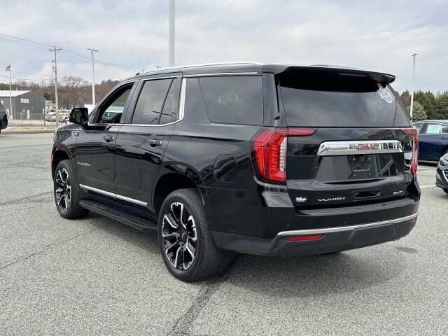 2022 Gmc Yukon SLT photo 3