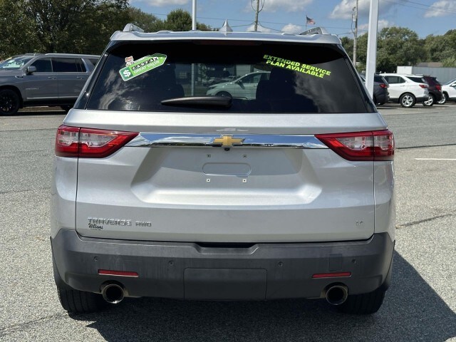 2018 Chevrolet Traverse Cloth 1LT photo 2