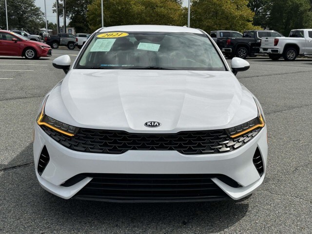 2021 Kia K5 LXS photo 2