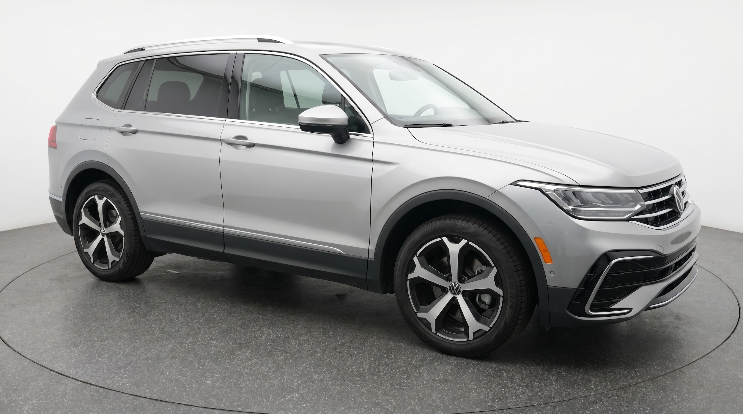 Thumbnail: 2026 Volkswagen Tiguan - 1