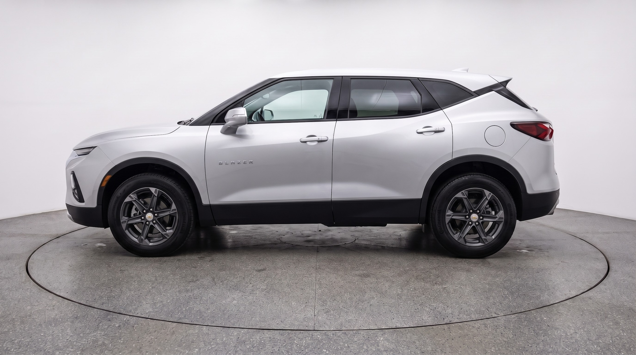Thumbnail: 2025 Chevrolet Blazer - 4