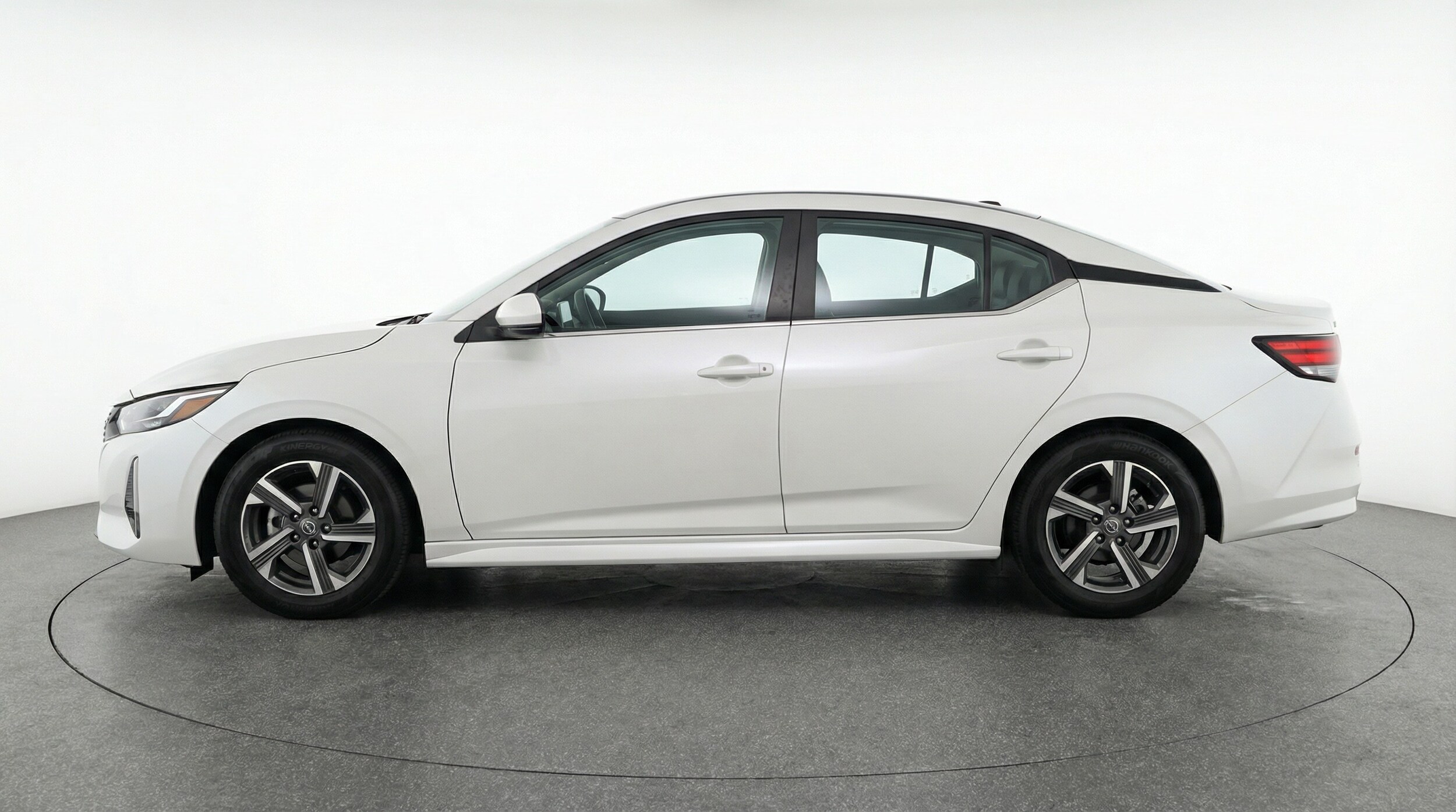 Thumbnail: 2025 Nissan Sentra - 4