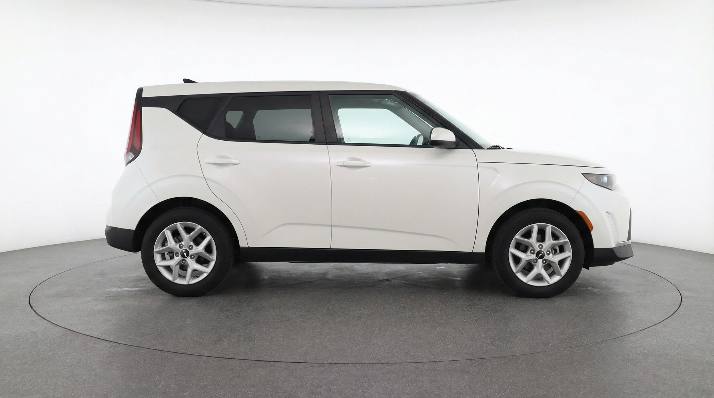 Thumbnail: 2025 Kia Soul - 8