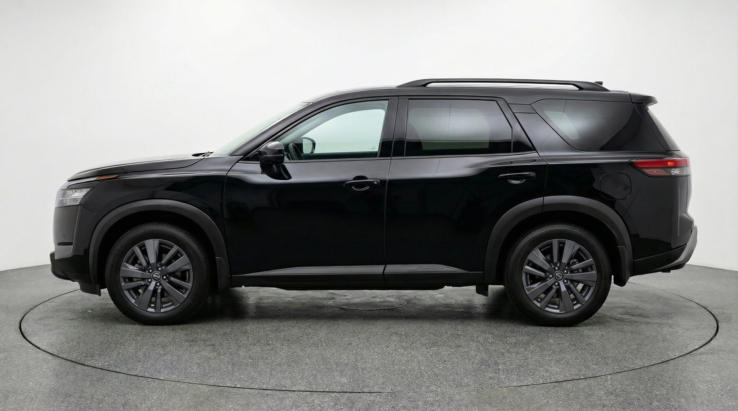 Thumbnail: 2025 Nissan Pathfinder - 4