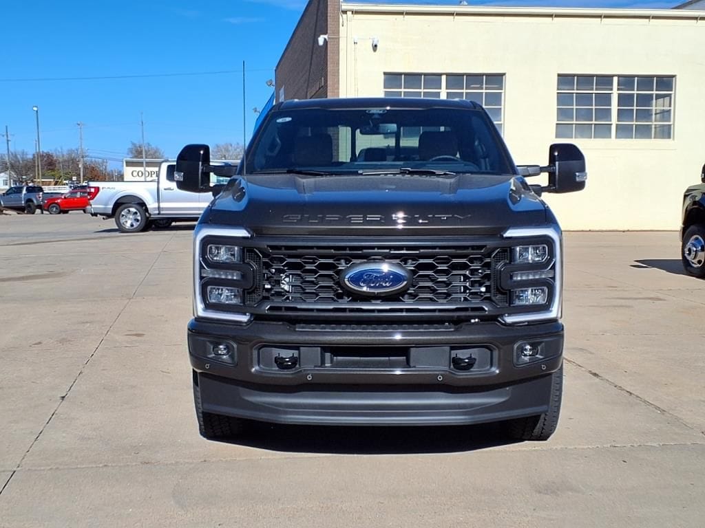 New 2024 Ford F-350SD Lariat Truck