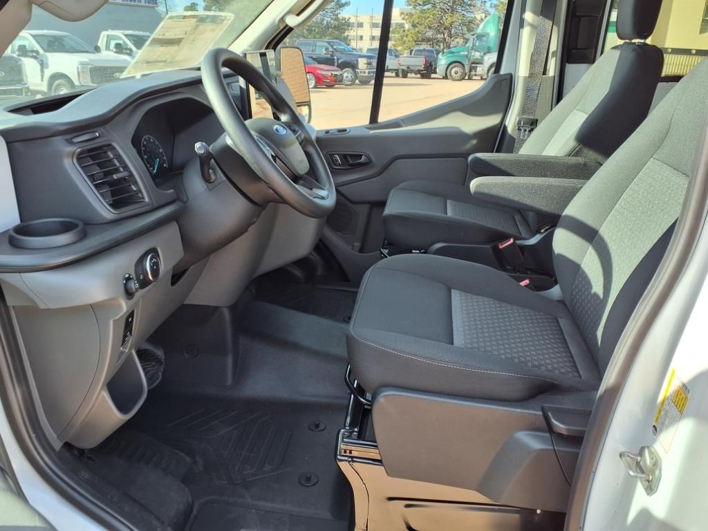 2023 Ford E-Transit Cargo Van Base - Photo 12