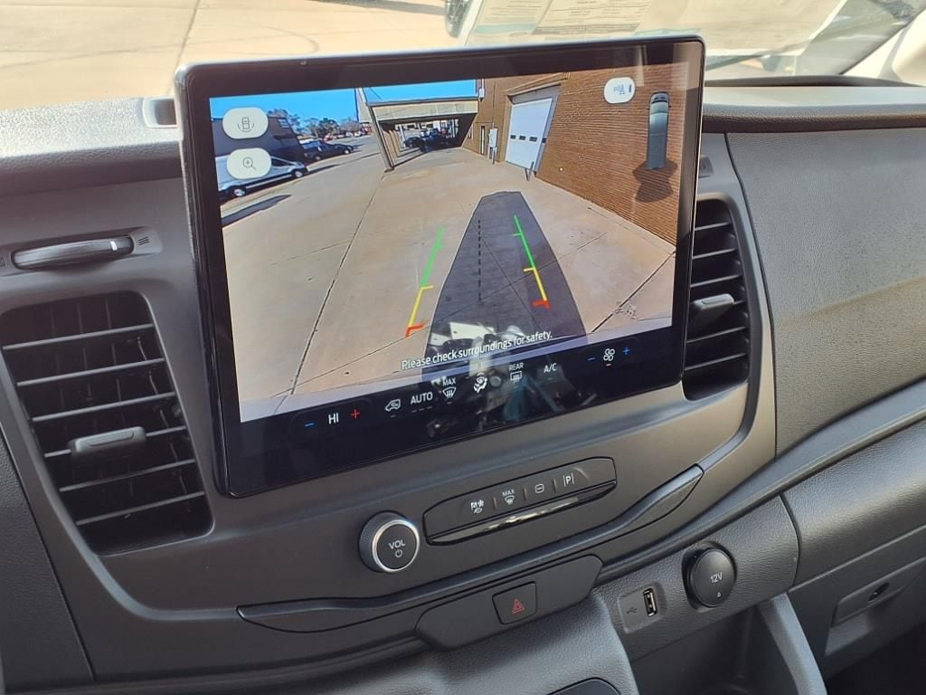 2023 Ford E-Transit Cargo Van Base - Photo 17